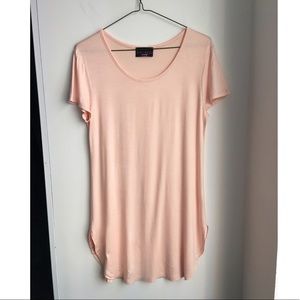 Discreet Pink Top